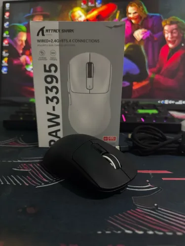 Mouse Gamer Sem Fio Attack Shark X3 PAW-3395 (Tri-Mode / 49g) - Preto