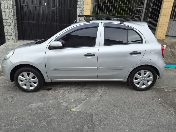 Nissan March S 1.0 16V Flex Fuel 5P 2013