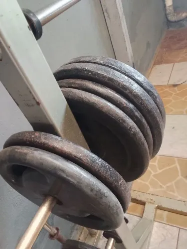 Anilhas de musculação 90kg total