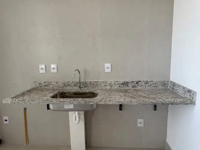 Pias de granito com cubas, para cozinha e banheiros