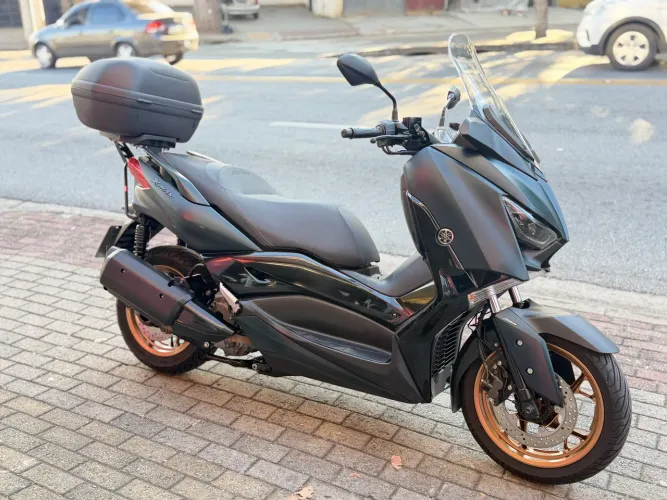 Xmax 250 - Cacule Motos