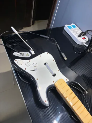 Guitarra Xbox 360 Modelo Strato Caster Fender