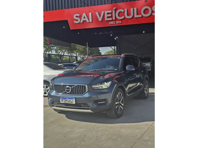 Volvo XC40 XC 40 T-5 Híbrido Momentum 1.5 262cv 2021