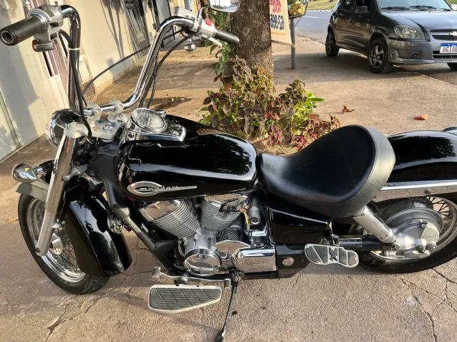 Shadow 750 08/09 