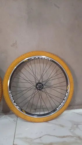 Vende-se par de calha vmaxx