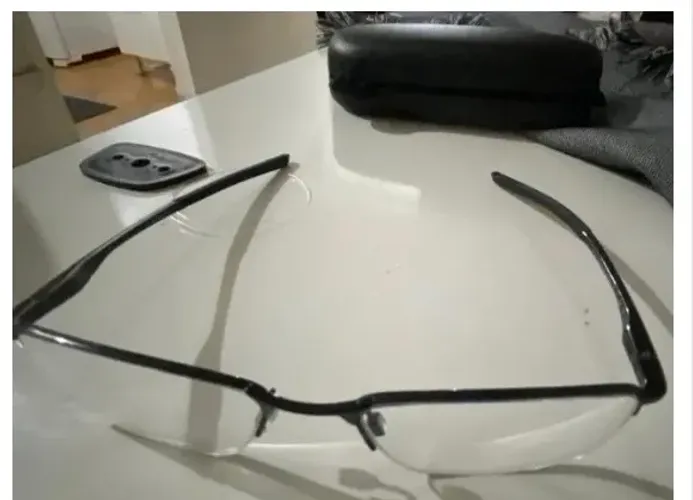 Armação de grau Oakley original seminova