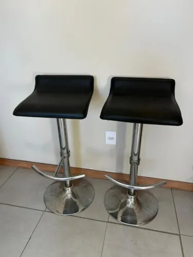 Banquetas Giratórias com Regulagem de Altura - 2 unidades