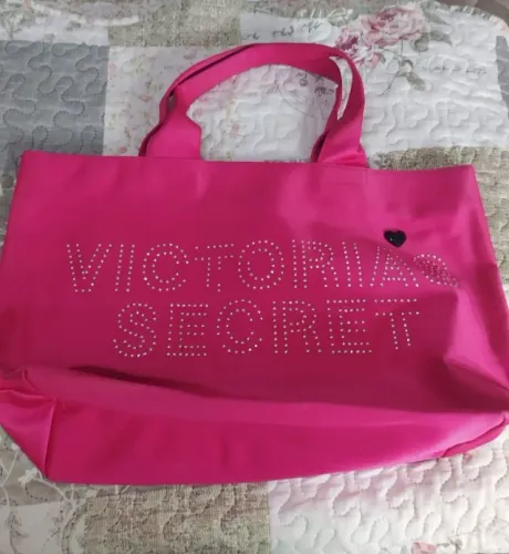 Bolsa tote Victoria Secret,letras prateadas em bom estado. 