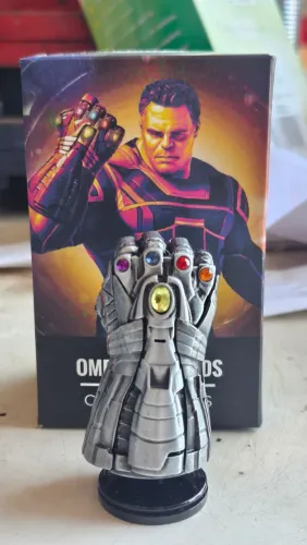 Diorama Steel Icons #4 Manopla do Infinito Stark Omelete Box