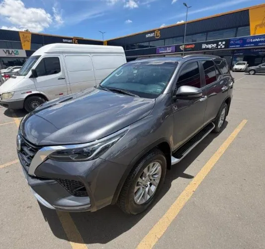 Toyota Hilux SW4 SRX 4X4 2.8 TDI 16V Dies. Aut. 2022