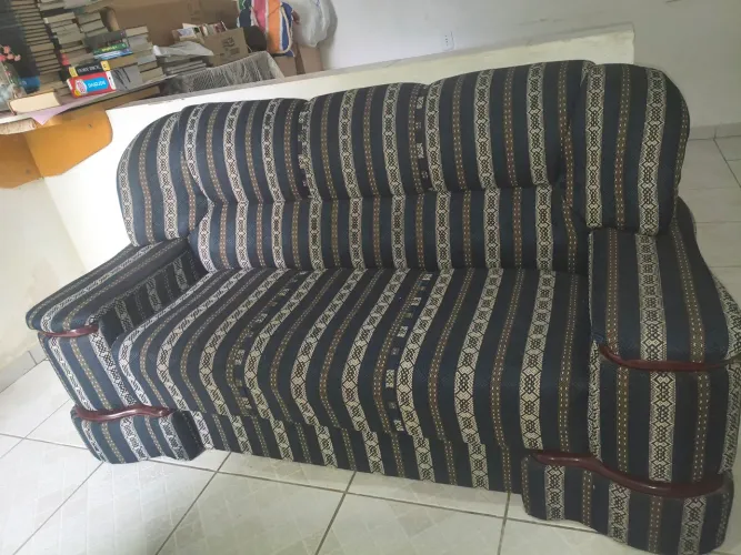 Sofá 3 lugares 