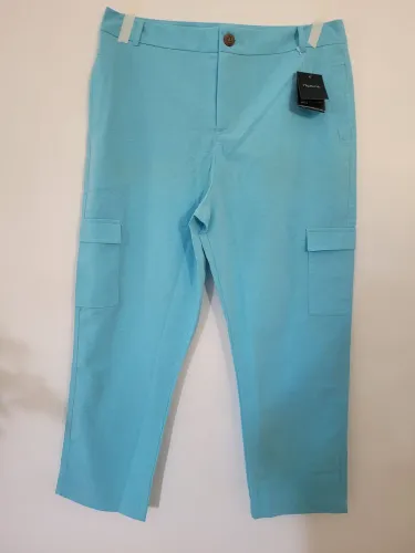 Calça garbo lindíssima com bolsos grandes sem uso