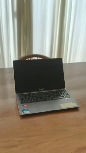 Notebook Asus Vivobook Ryzen 5 3500U 8Gb Ram 256Gb Ssd