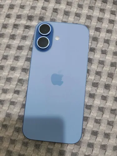 iPhone 17 azul névoa