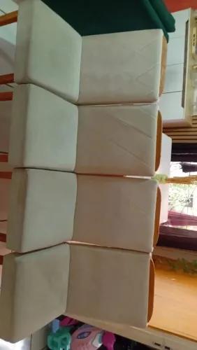 Vendo conjunto de cadeira todo estofado tecido veludo