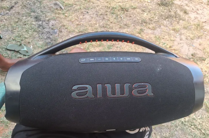 Caixa aiwa