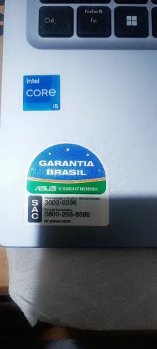 Vendo Notebook da ASUS Vivobook Intel CORE i5<br><br>2 meses de uso <br><br>Valor 2.300