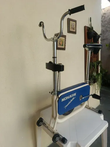 Bicicleta Antiga ergométrica Monark Pedalette anos 70. Toda original. Versão clássica.
