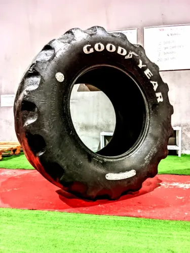 PNEU DE TRATOR - PARA TREINO FUNCIONAL, CROSSFIT, DECORAÇÃO OU CRIATÓRIO