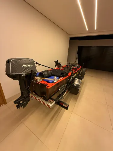Caiaque ARK 1290 Milha Náutica - Motor 9.8hp Hidea