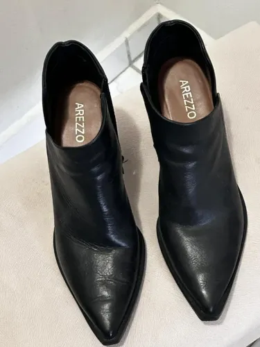 bota preta arezzo tamanho 36