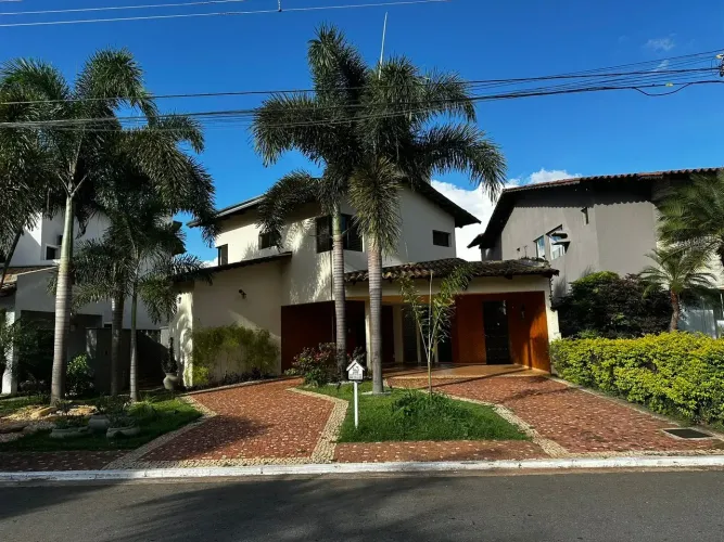 Sobrado para aluguel possui 310 metros quadrados com 5 quartos em Jardim Florença - Goiâni