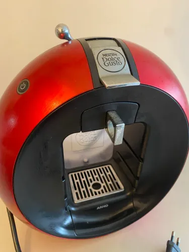 Cafeteira Nescafé Dolce Gusto Arno Vermelha - Funcional