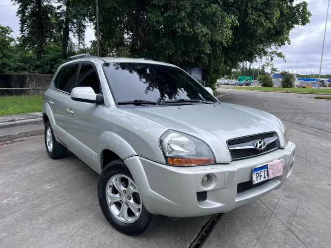 Hyundai Tucson 2.0 16V Aut. 2012
