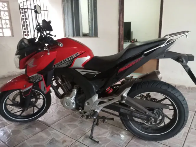 CB 250F TWISTER 21/21