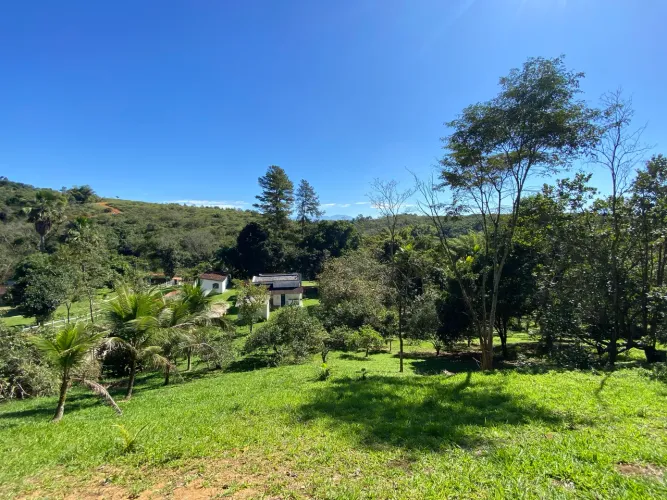 Vendo sítio de 22mil m2 em Itaboraí