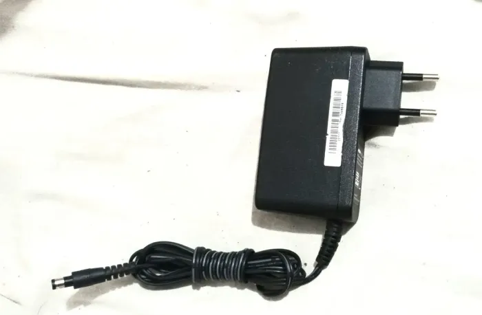 FONTE HUNTKEY 12V 2A NOVA