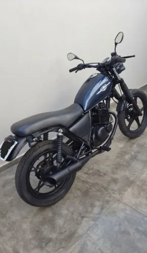 Suzuki Intruder 125 2009 impecável 