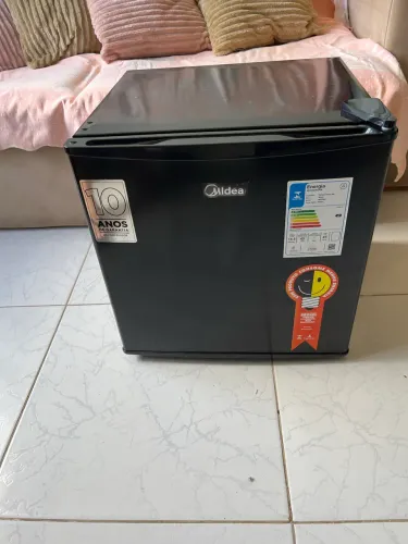 Frigobar 45 Litros Preto Inverter 220v