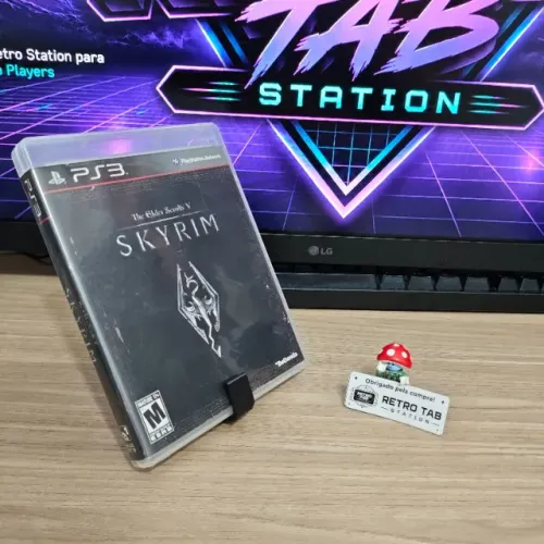Skyrim PS3 - Mídia física sem manual, capa com desgaste e marcas de caneta