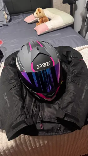 Capacete e Jaqueta X11 - feminina