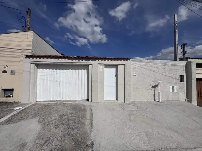 Vendo casa parcelada ou financiada 