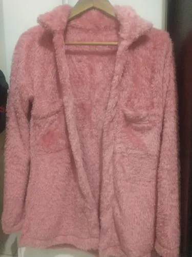 Casaquinho pelúcia rosa muito fofo 