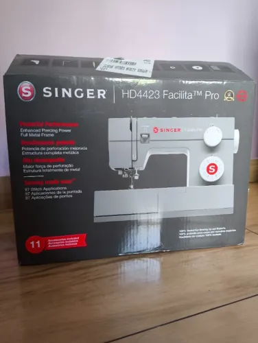 Máquina de Costura Singer Facilita Pro 4423