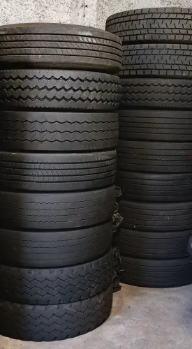 Pneus 275/80/22,5 para rodar sem camara , várias marcas e modelos