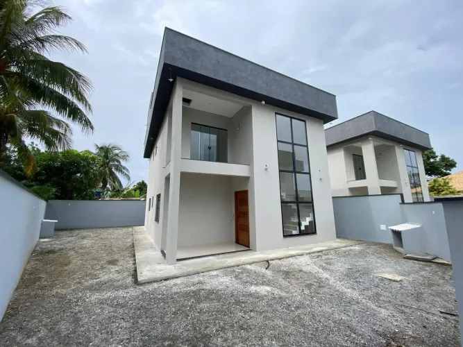 Casa Com 3 Quartos (2 Suítes) e Com Vista Para Lagoa Areal-Araruama/RJ