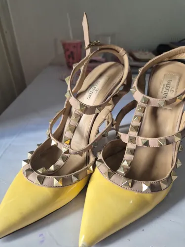 (Valentino Garavani Rockstud) ORIGINAL 