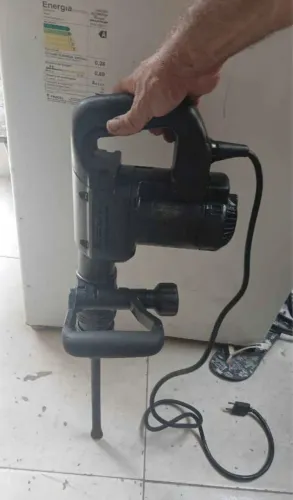 Vendo martelete 6kg 220v bosch valor 650