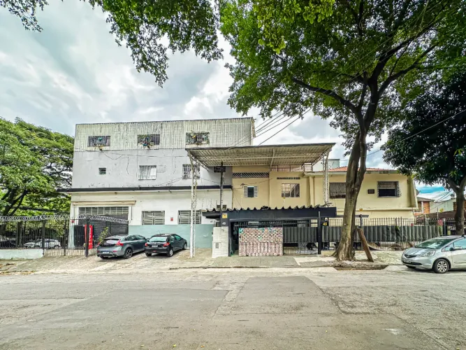 Galpão comercial para venda em Vila Arcádia, 737m²