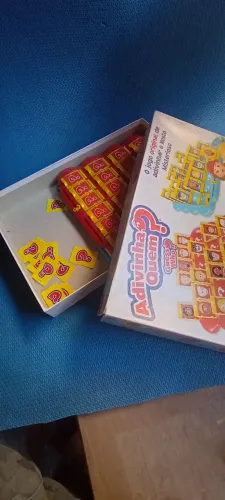Jogo Advinha Quem  Hasbro