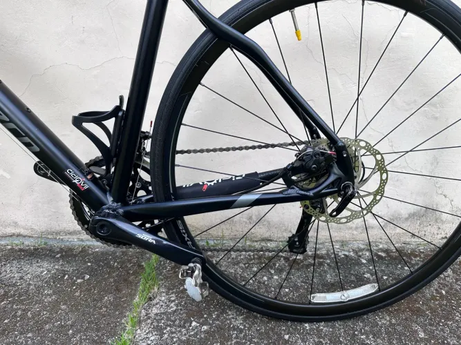 Bicicleta speed Specialized Diverge A1 preta tamanho 54