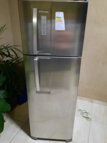 Geladeira Electrolux 380 Duplex frost free inox