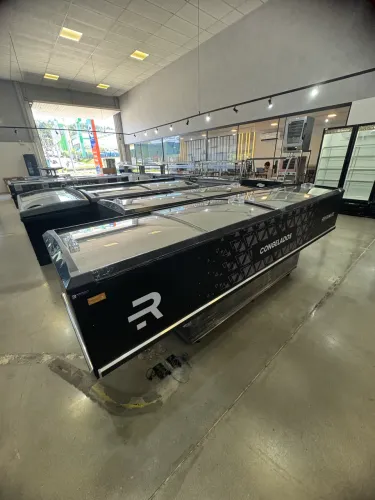 Ilha conservador de produtos congelados 3,00m com iluminação led Refrimate 