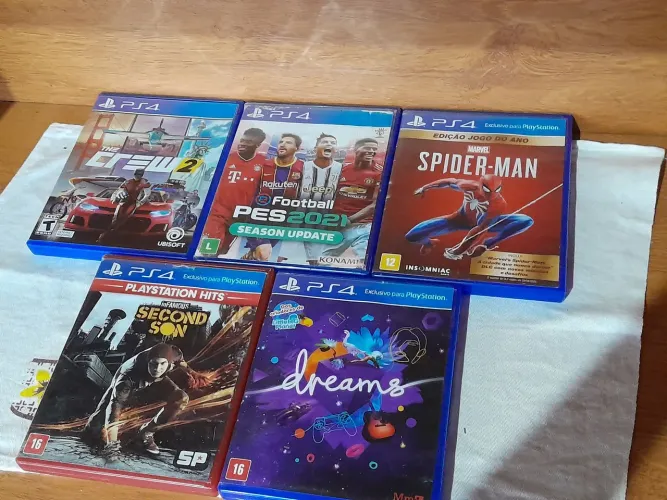 Jogos ps4 semi-novos a venda