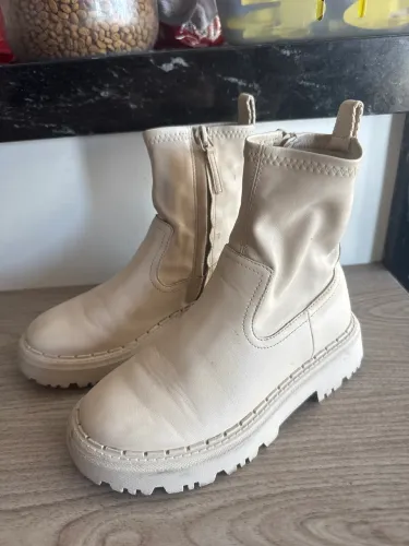 Bota zara infantil