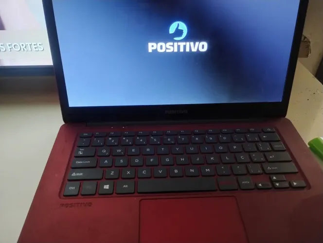 Vendo notebook positivo. Ótimo para estudos e home office 